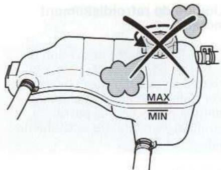 FORD PUMA - Reservoir du circuit de refroidissement - 1