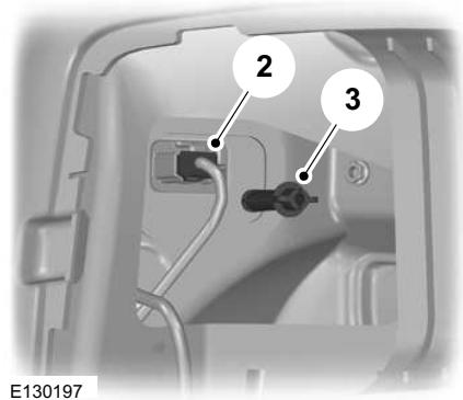 FORD C-MAX 2011 - Feux arrière - 2