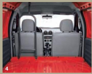 DACIA LOGAN VAN - Portes arrière tôliées. - 4