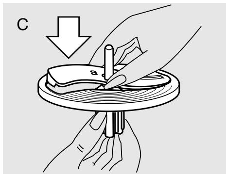 BRAUN COMBIMAX 650 - Utilizzo delle lame per affettare, sminuzzare, gratugiare - 1