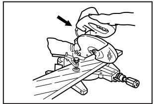MAKITA LS1013F - Coupe en biseau - 1