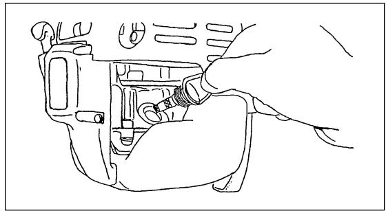 MAKITA EM4250 - Remplacement de l'huile "Jauge d'huile" - 4