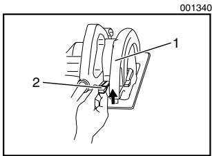 MAKITA 5007F - Ajuste de la profundidad de corte - 1