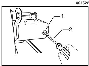 MAKITA 5201NA - Replacing carbon brushes - 2