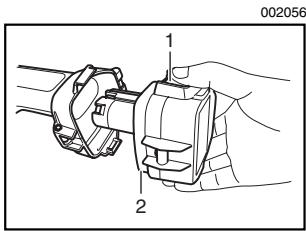 MAKITA DA312D - Installing or removing battery cartridge For DA302D - 2