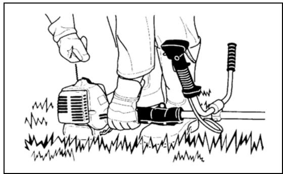 MAKITA DBC260U - Reabastecimento de combustivel - 1