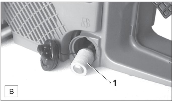 MAKITA DCS401 - Replacing the suction head - 1