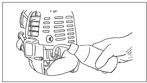 MAKITA EM4251 - Punto 1 de reabastecimiento de aceite: bayoneta de aceite - 5