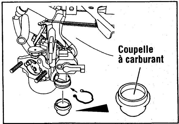 MAKITA EW120R - NETTOYAGE DE LA COUPELLE À CARBURANT (EW220R, EW320TR) - 2