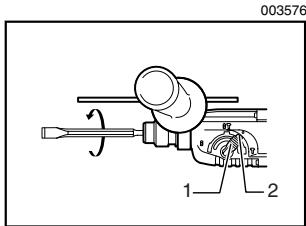 MAKITA HR2451 - Ángulo de cincel (al cortar, demoler o tallar) - 1