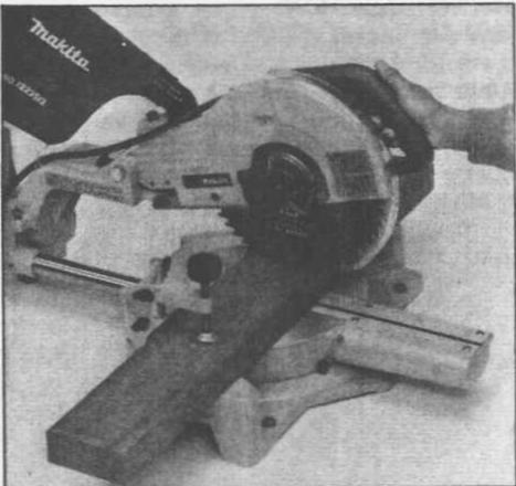 MAKITA LS1011 - Coupe à pression simple (pour les petits matériaux) - 1