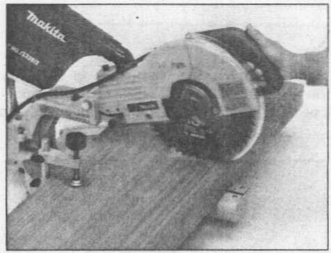 MAKITA LS1011 - Coupe avec chariot (pour les matériaux larges) - 1