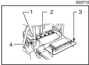 MAKITA 2012NB - Removing blades - 1