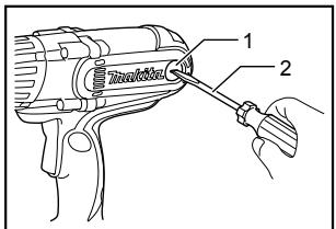 MAKITA BTW450 - Reemplazamente de las escobillas de carbón - 2