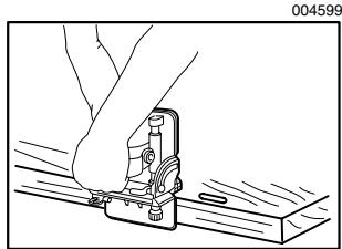MAKITA 3901 - Pour assemblage en angle uniquement - 1