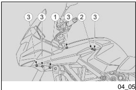 APRILIA SHIVER 750 GT - Desmontaje de los laterales (04_05, 04_06, 04_07) - 1
