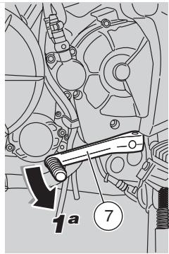 APRILIA ETV MILLE CAPONORD - ETV MILLE CAPONORD ABS - Per controllare il funzionamento dell'interruttore di sicurezza (4): - 3