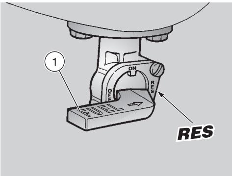 APRILIA ETX 125 - Vidange de carburant du réservoir - 4