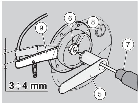 APRILIA ETX 125 - Réglage en hauteur du levier de frein arrière - 6