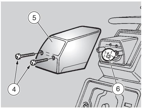 APRILIA ETX 125 - Remplacement de l'ampoule du feu arrière - 1