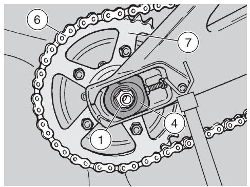 APRILIA RS 125 TUONO - Dopo il rimontaggio, azionare ripetutamente la leva del freno anteriore e controllare il corretto namento delsystema frenante. - 5
