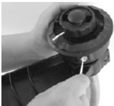 MTD MCT333707 - REPLACING TRIMMING LINE: EASY-LOAD HEAD - 3