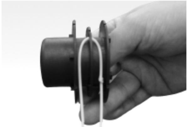 MTD 25P - SUSTITUCION DEL CARRETE DEL CABLE DE NYLON - 3