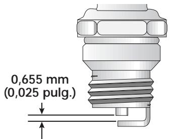 MTD TB490BC - CAMBIO DE LA BUJIA DE ENCENDIDO - 2