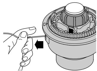 MTD TB575SS - Winding the Inner Reel With New Line - 4
