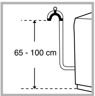 HOTPOINT-ARISTON AVTL 83 - Connecting the water inlet hose - 3