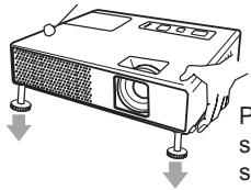 HITACHI CPX4 - Réglage de l'élevateur du projecteur - 2