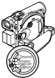 HITACHI DZ-MV380A - Remarque: - 1