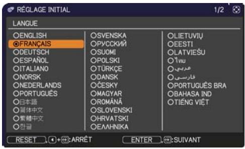 HITACHI CP-X3021WN - Mise sous tension - 2