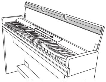 KORG LP350 - Fermeture du couvercle du clavier - 1
