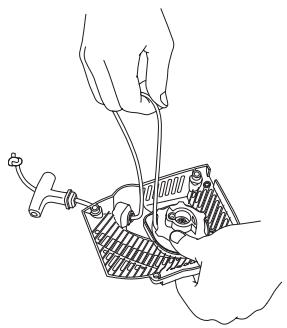 JONSERED CS 2139 T - Mise sous tension du ressort - 1