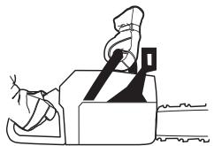 JONSERED CS 2150 - Kontrolle der Bremswirkung - 2