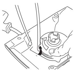 JONSERED CS 2171 - Remplacement d'une corde de lanceur rompue ou usée - 5