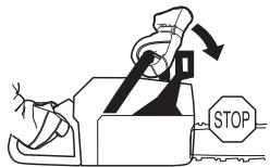 JONSERED CS 2250 S - Das Startseil niemals um die Hand wickeln. - 6