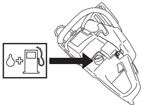 JONSERED CS 2255 - Remplissage de carburant - 3