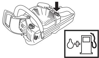 JONSERED CS2245 S - Remplissage de carburant - 3