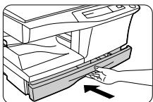 OLIVETTI COPIA 9910 - ILAEGNING AF KOPIERINGSPAPIR CARGA DO PAPEL PARA COPIA - 2