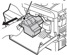 OLIVETTI D-COPIA 200D E D-COPIA 201D - Retirez délicatement la cartouche toner/développeur en,enfantant le bouton de déverrouillage. - 1