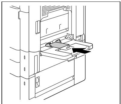 OLIVETTI D-COLOR MF360 - La face à imprimer étant orientée vers le bas, inséréz le papier aussi loin que possible dans la fente d'introduction. - 1