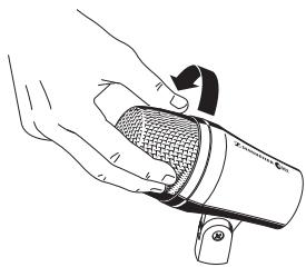 SENNHEISER E 902 - Svitare la testa del microfono - 1