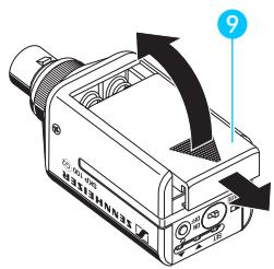 SENNHEISER EK 1038 - Mettre en place et changer les piles - 1