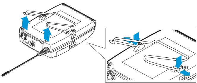 SENNHEISER SK 100 G3 - Fixer l'émetteur de poche aux vêtements - 2