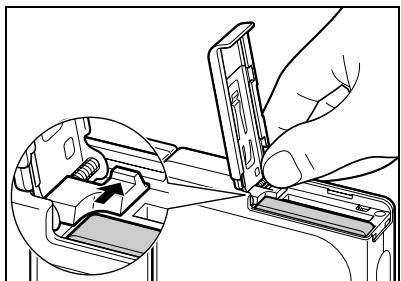 KYOCERA FINECAM SL300R - Removing the Battery Pack - 1