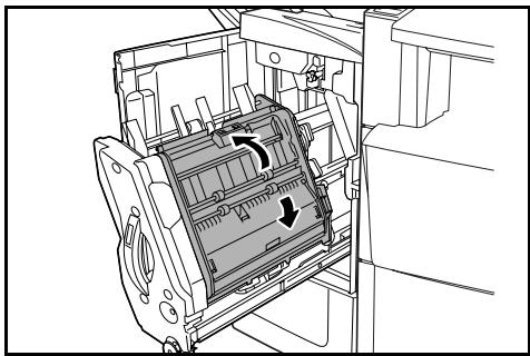 KYOCERA DF-710 - Fermez le capot du bac interne (D6 et D7). - 1