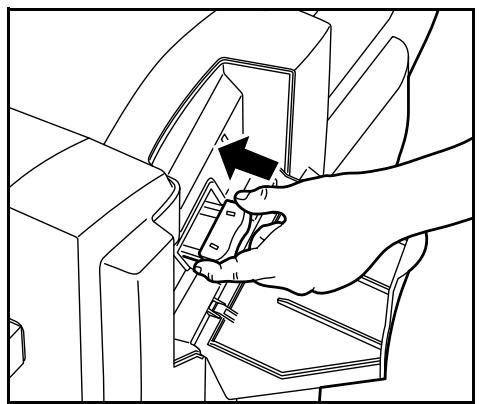 KYOCERA DF-73 - Handling a staple jam - 2