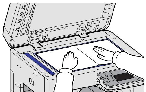 KYOCERA FS-C8020MFP - Mettre en place les originaux. - 1